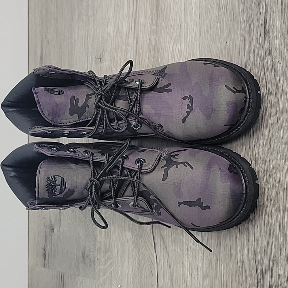 A25E3 Timberland Purple Camo Women's Boots - Picture 9 of 14